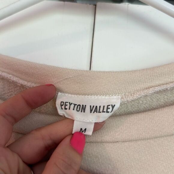 Peyton Valley crop ivory pullover sweatshirt m - Picture 3 of 9